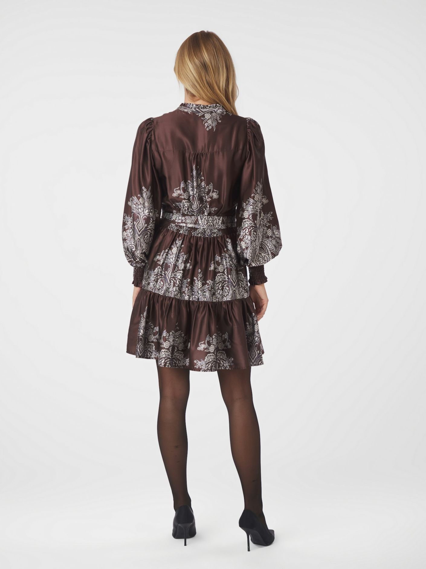 Neo Noir Malfida Paisley mekko, ruskea